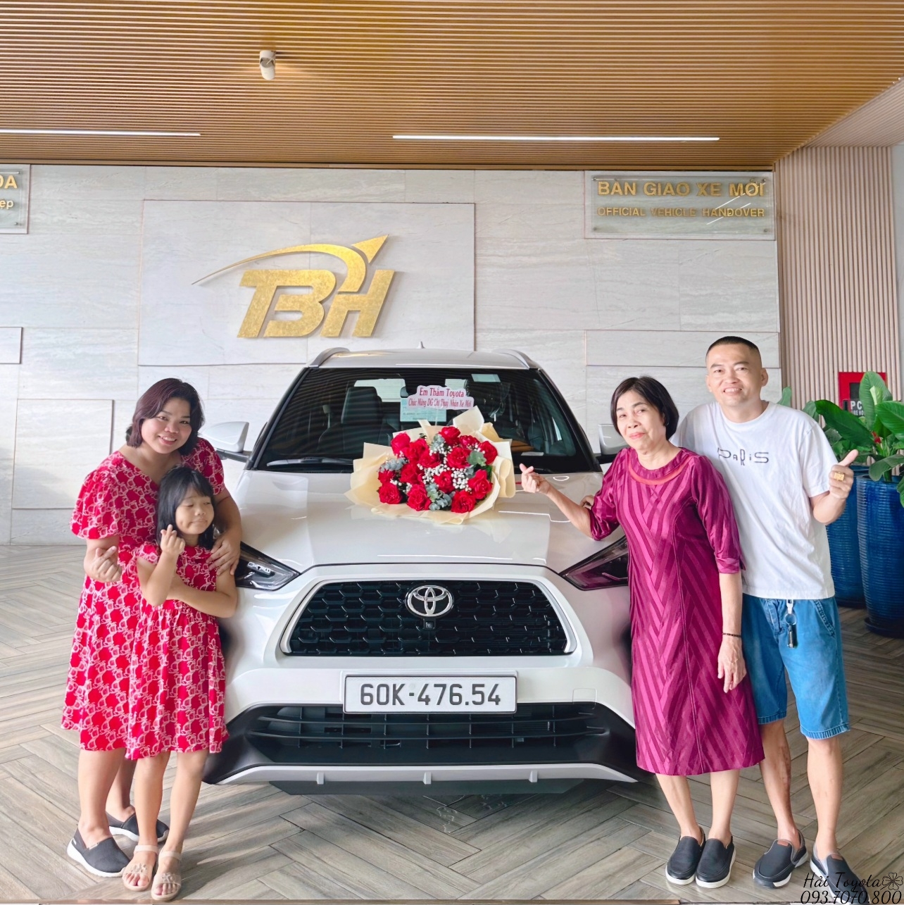 10/2024 - BÀN GIAO TOYOTA YARIS CROSS VỀ CHO CHỊ THỦY LẦN THỨ N.