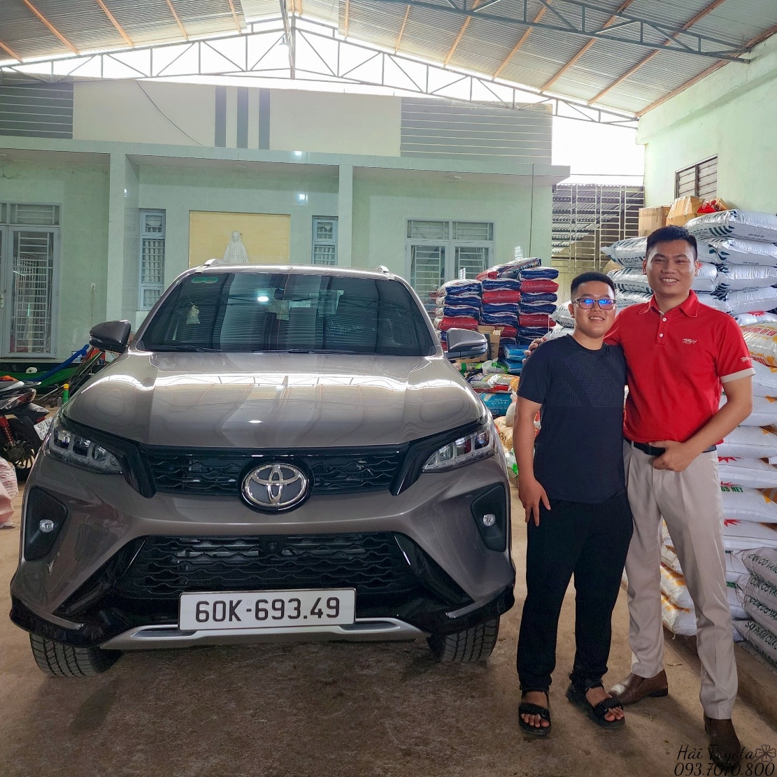 05/2025 - BÀN GIAO TOYOTA FORTUNER LEGENDER 2025 VỀ VỚI GĐ ANH HIẾU (GIA KIỆM)