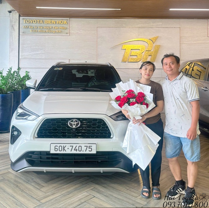 07/2025 - BÀN GIAO TOYOTA YARIS CROSS VỀ VỚI CHỊ YẾN
