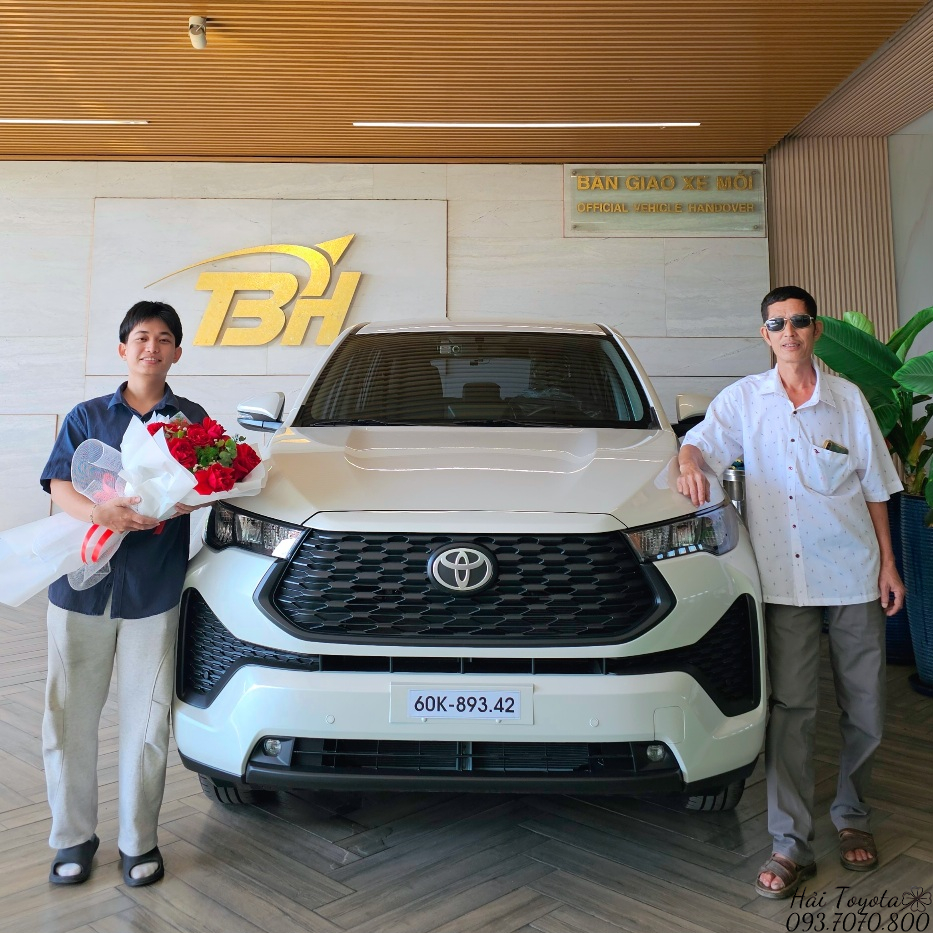 01/2026 - KHAI XUÂN TOYOTA INNOVA CROSS 2.0G - GIAO VỀ EM TRAI PHÚC