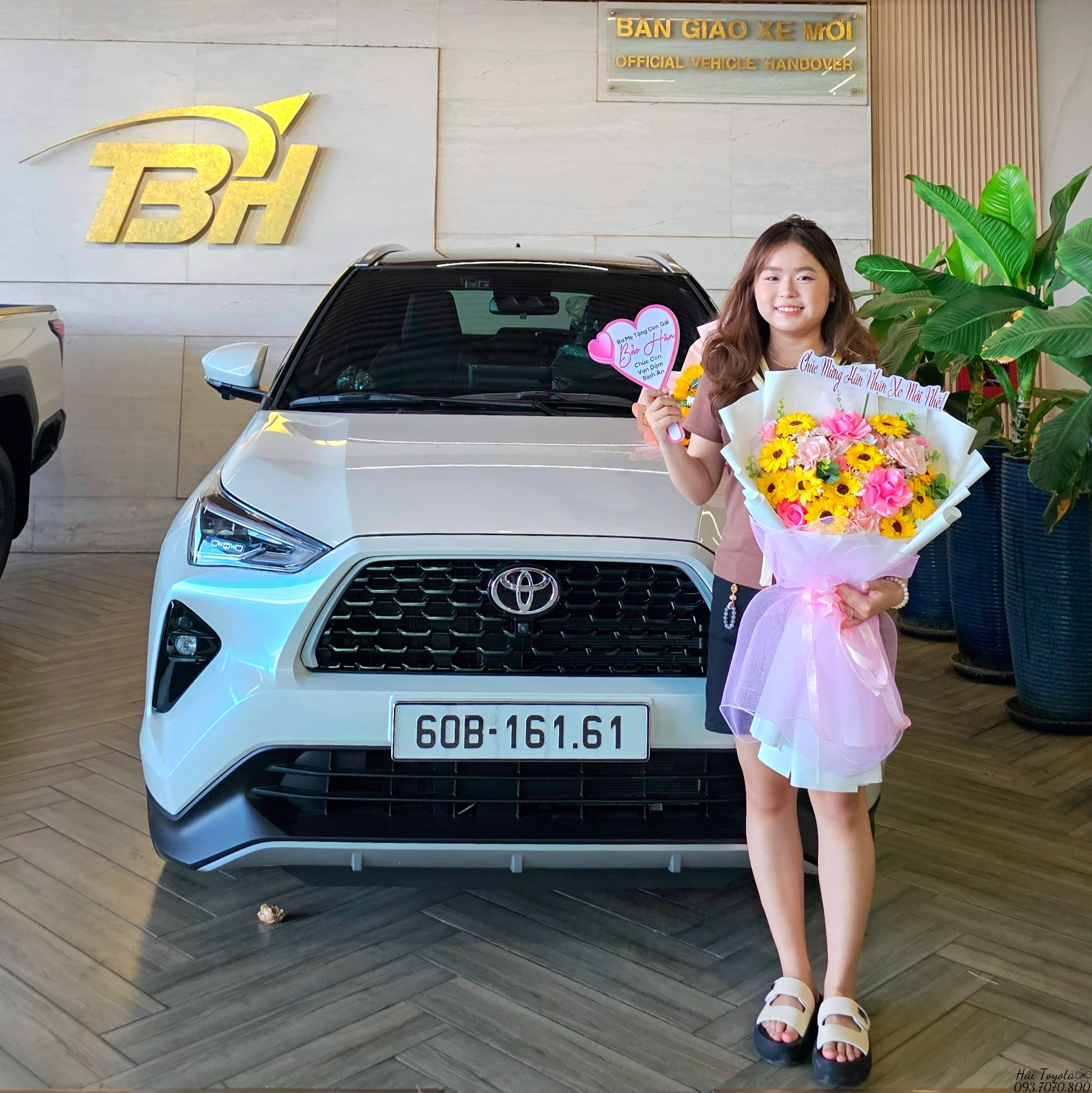 04/2026 - TOYOTA YARIS CROSS HYBRID - BÀN GIAO VỀ BÉ HÂN DỄ THƯƠNG CHƯA 18.