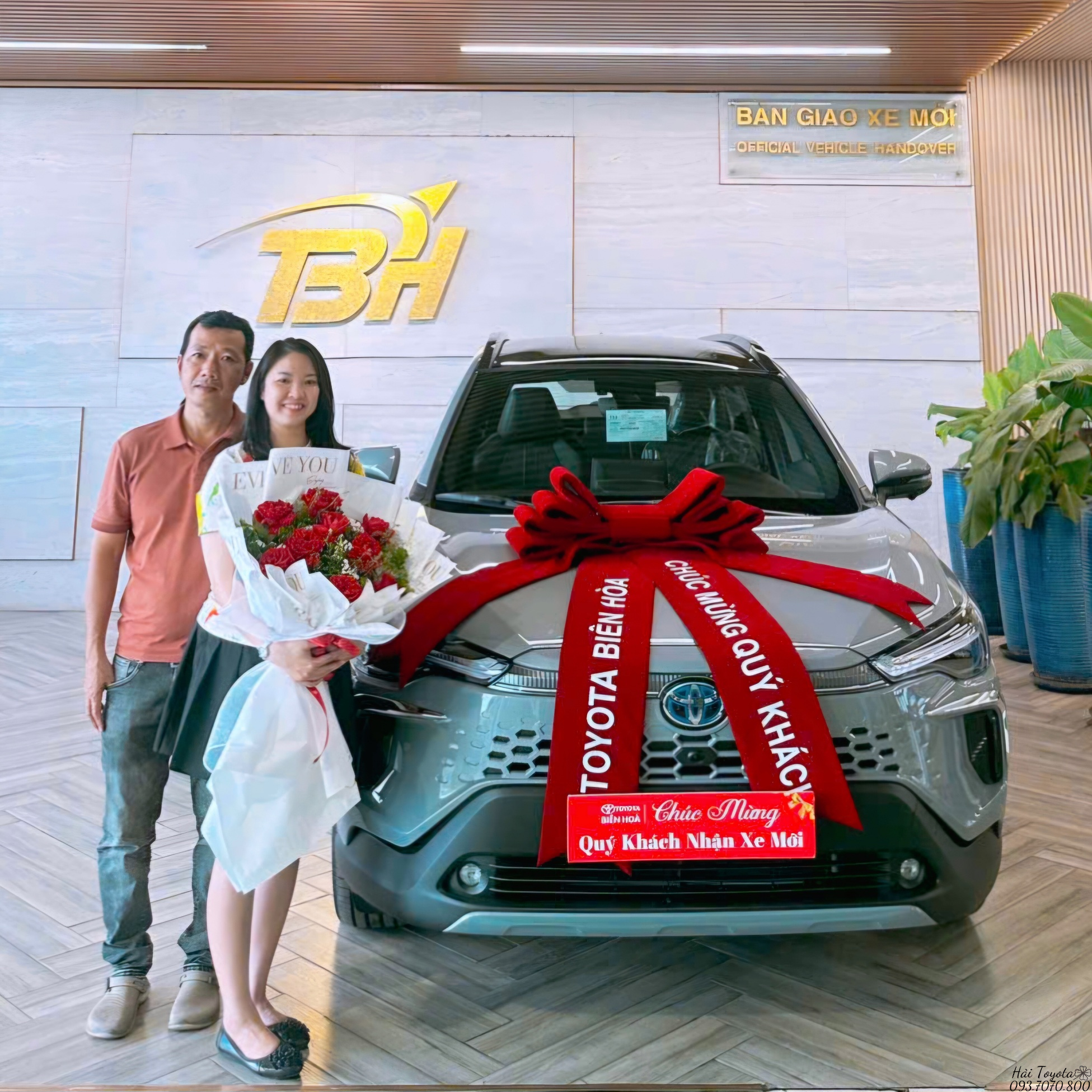 06/2026 - TOYOTA COROLLA CROSS - BÀN GIAO VỀ CHỊ THANH