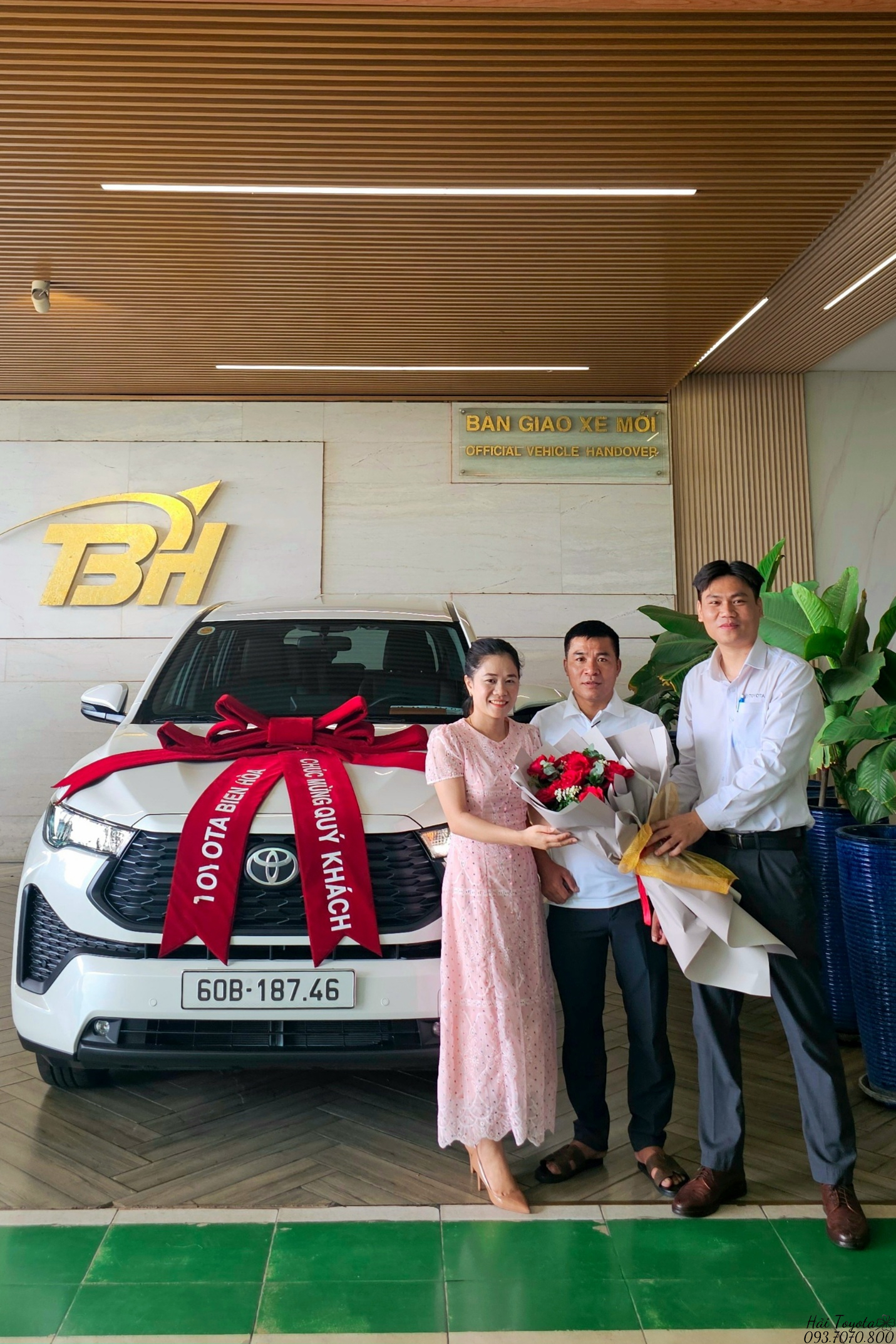 09/2026 - TOYOTA INNOVA CROSS 2.0 - BÀN GIAO VỀ GĐ ANH NGỌC.