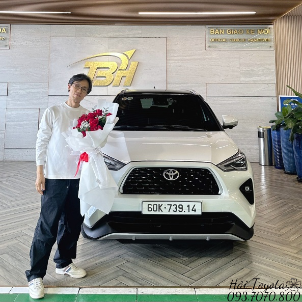 07/2025 - BÀN GIAO TOYOTA YSRIS CROSS VỀ VỚI ANH LEE JONG WON.