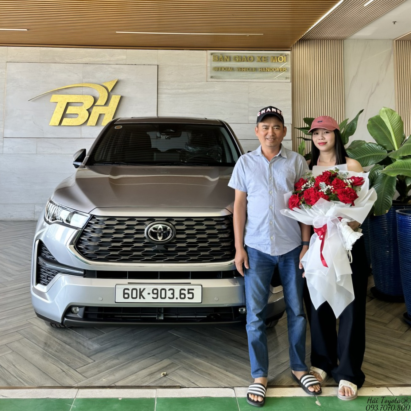 02/2026 - TOYOTA INNOVA CROSS 2.0HEV - BÀN GIAO VỀ VỚI ANH ÂN CHỐT XE CHỈ VS 1 CUỘC GỌI NGÀY CHỦ NHẬT.