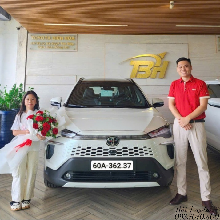 07/2025 - BÀN GIAO TOYOTA COROLLA CROSS 1.8V VỀ VỚI ANH CẢNH.